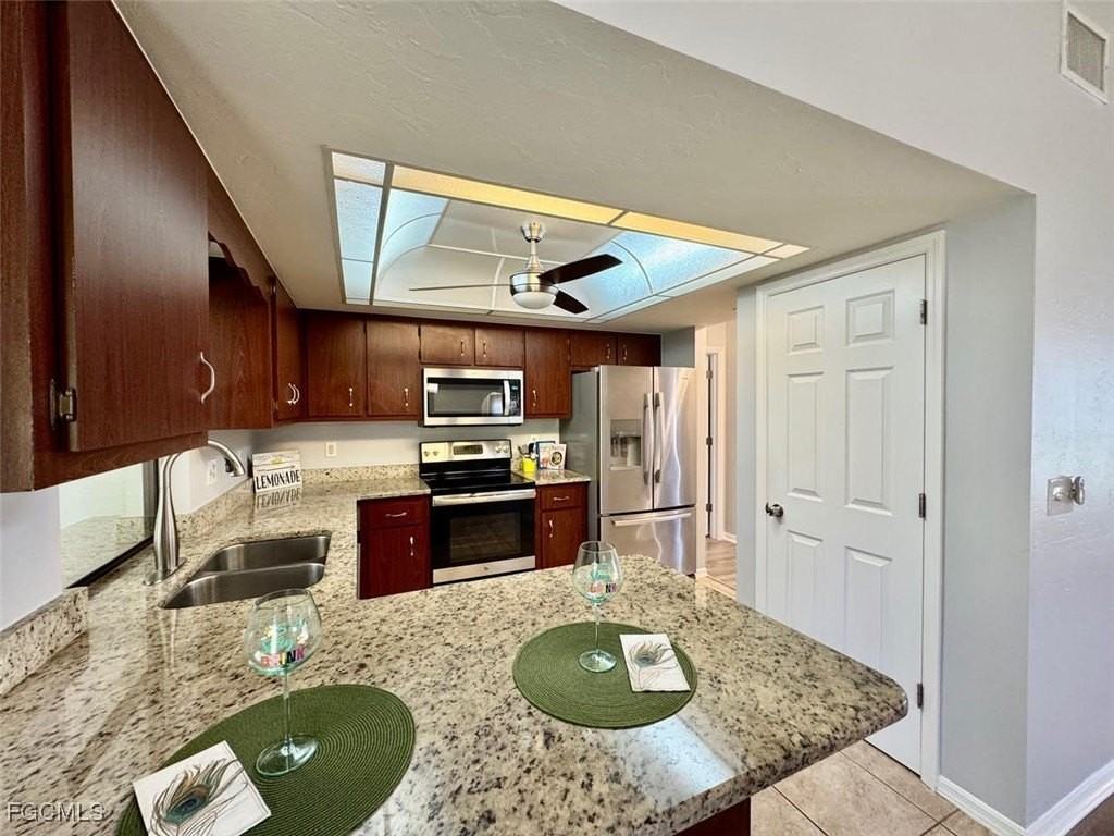 3725 Sw 6th Ave - Photo 7 of 19