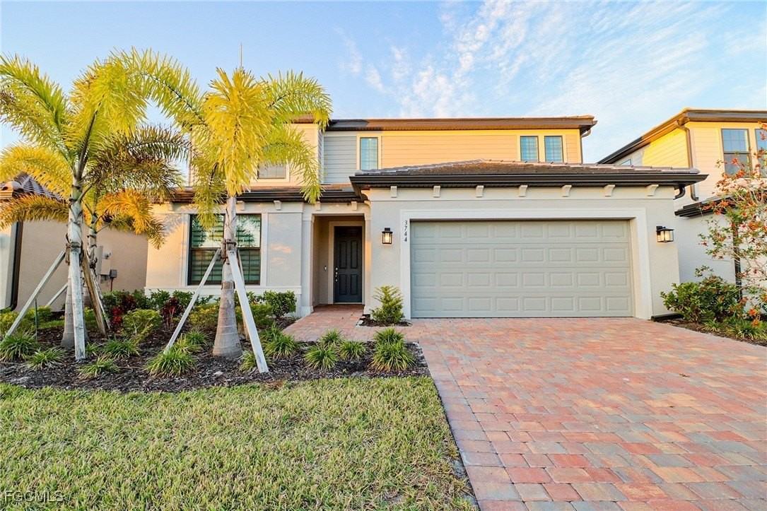 3744 Passion Vine Dr - Photo 4 of 49