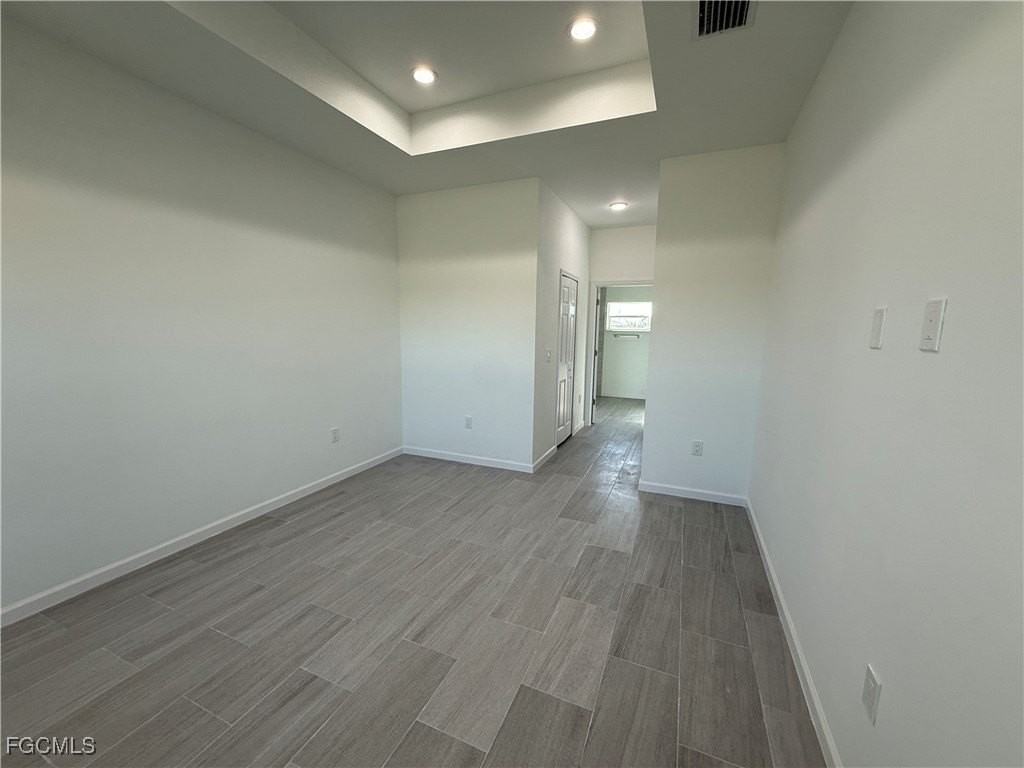 2704 70th St W - Photo 7 of 21