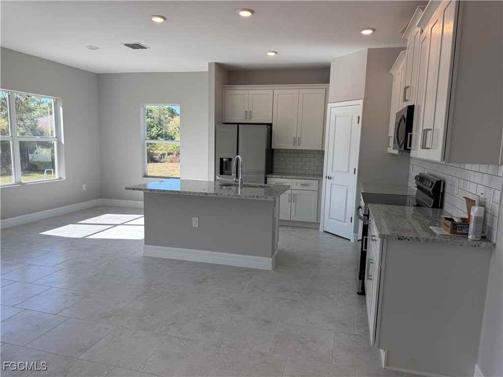 3415 57th St W - Photo 5 of 28