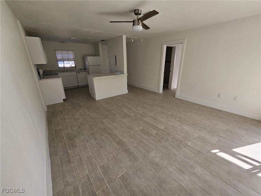 326 Palmetto Dr - Photo 2 of 8