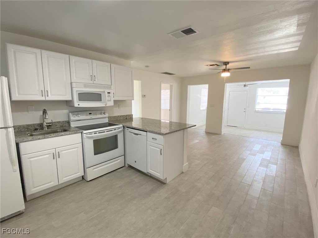 317 Tarpon Dr - Photo 4 of 11