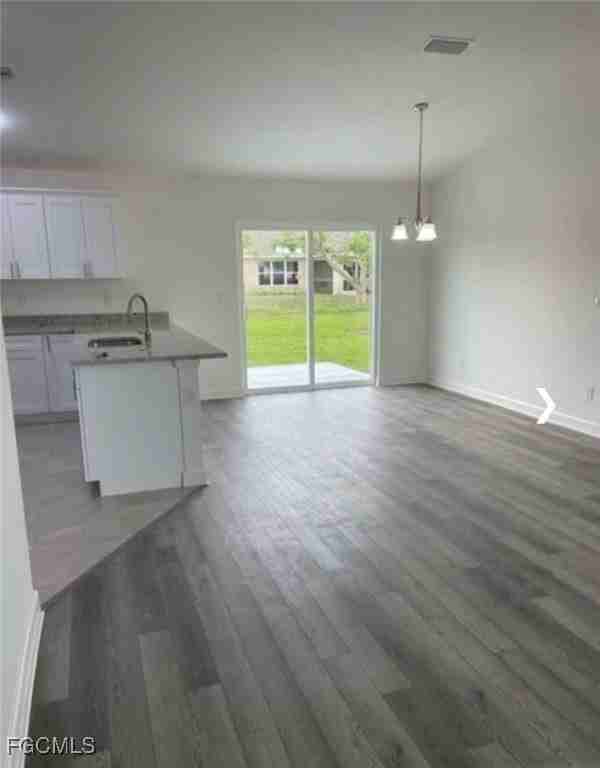 1204 Sw 1st Ter - Photo 7 of 11