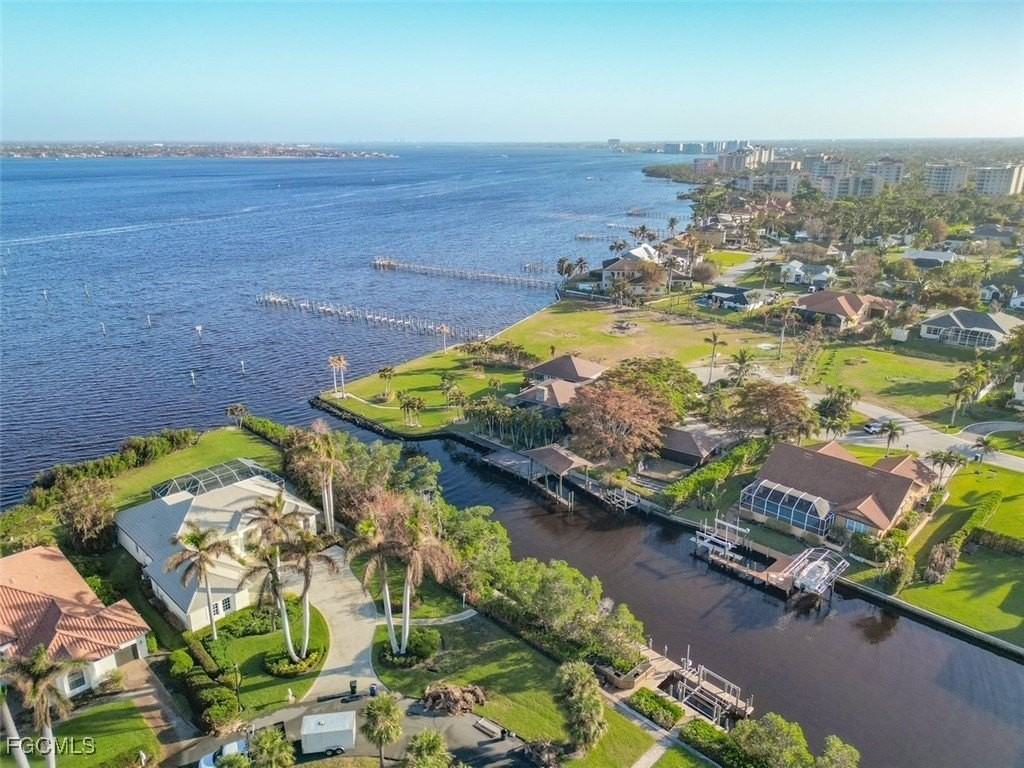 15110 Anchorage Way - Photo 5 of 39