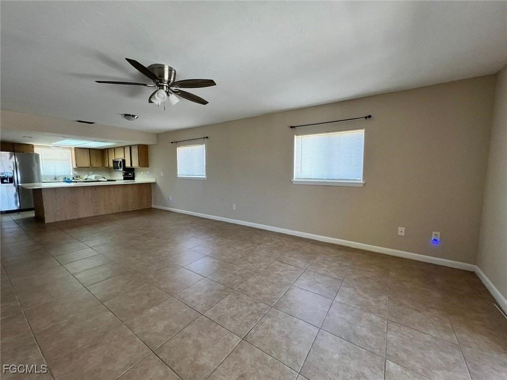 3911 Country Club Blvd Apt 201 #201 - Photo 4 of 14