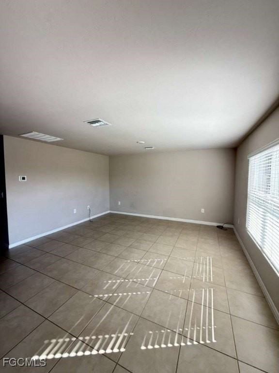 3003 Lady Ln - Photo 4 of 16