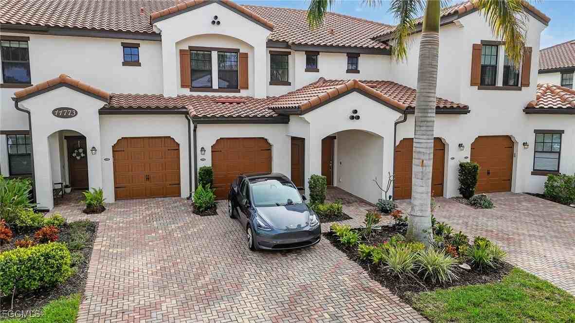 11773 Grand Belvedere Way Unit 202 #202 - Photo 3 of 40