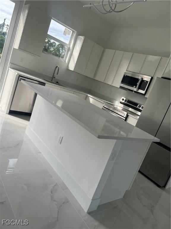 464 Eisenhower Blvd - Photo 3 of 5