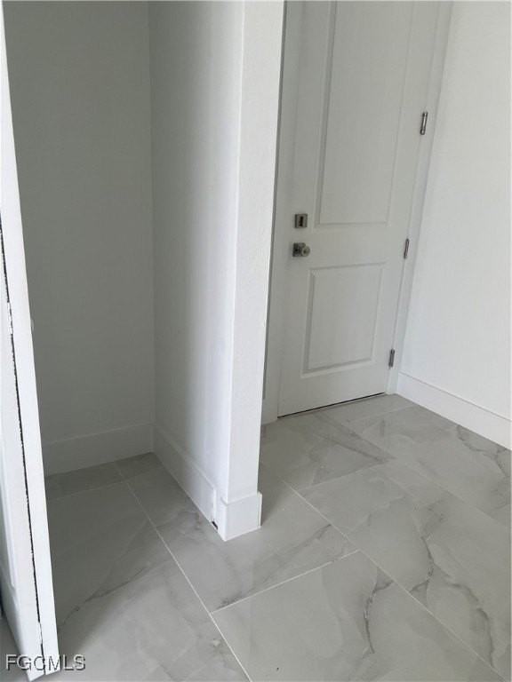 464 Eisenhower Blvd - Photo 4 of 5