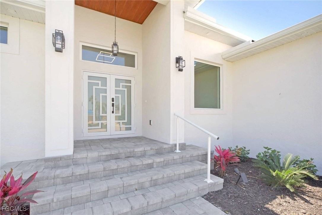 1426 Se 43rd Ter - Photo 3 of 32