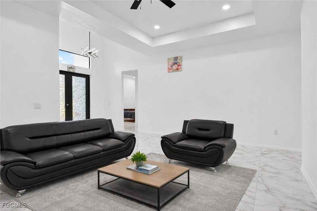 2513 69th St W - Photo 2 of 30