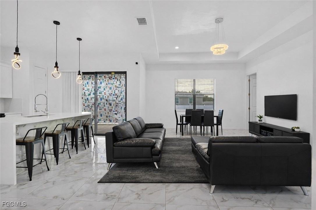 2513 69th St W - Photo 7 of 30