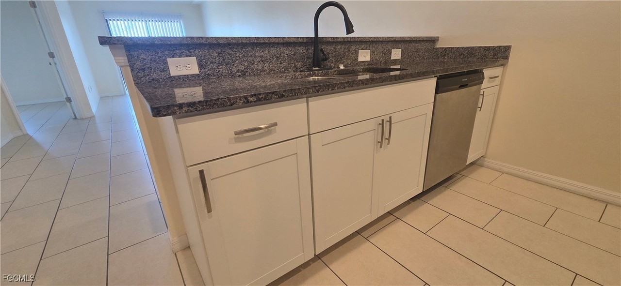 919 Andalusia Blvd - Photo 5 of 17