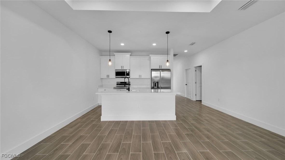 330 Gordon Ave S Unit 2 #2 - Photo 7 of 29