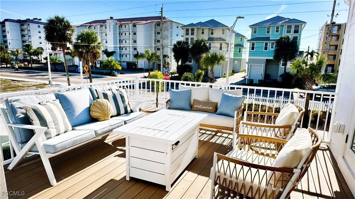 4969 Estero Blvd - Photo 5 of 26