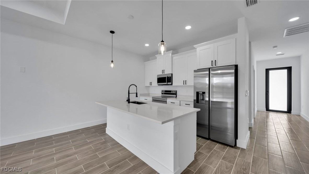 1121 Hightower Ave S Unit 1 #1 - Photo 4 of 35