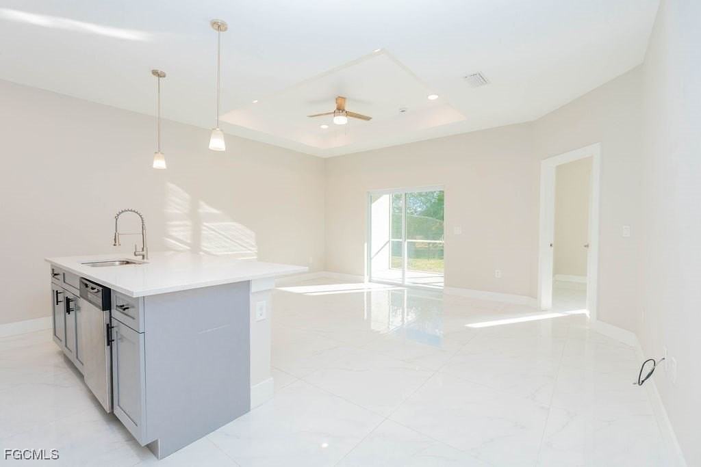 4419 22nd St Sw - Photo 5 of 31