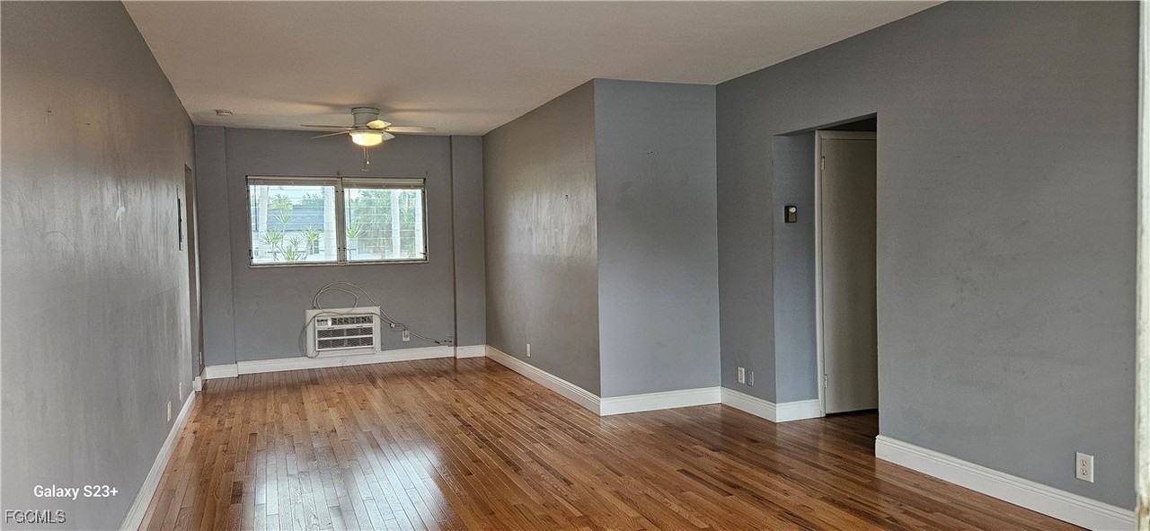 2544 1st St Apt 202 #202 - Photo 5 of 20