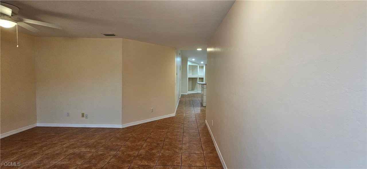 3619 Sw Santa Barbara Pl - Photo 4 of 22