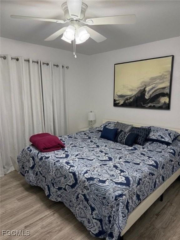 1335 Ne Pine Island Ln - Photo 7 of 24