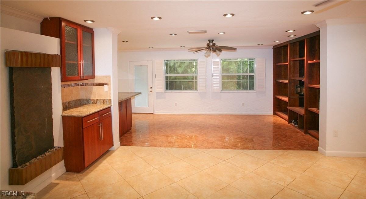 1525 Covington Cir E - Photo 6 of 31