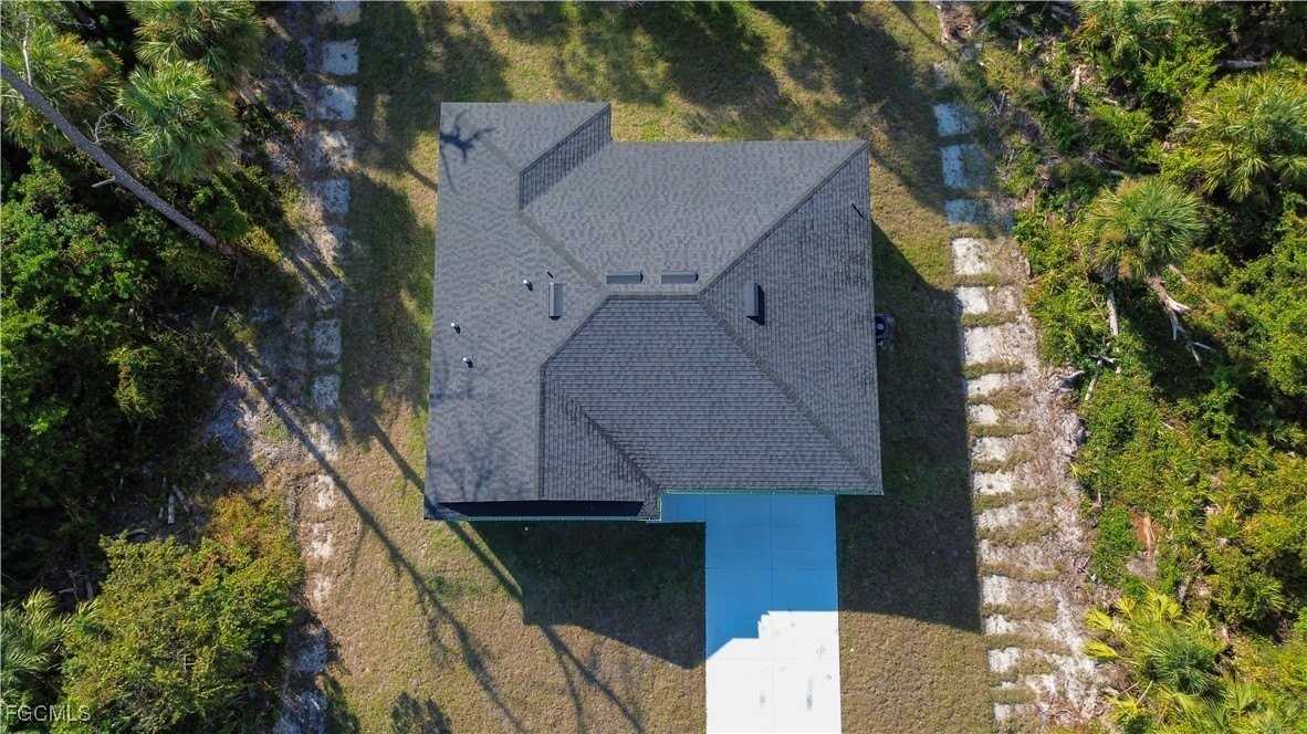 18141 Wintergarden Ave - Photo 5 of 50