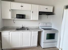 featured image of 15 Vineyard St