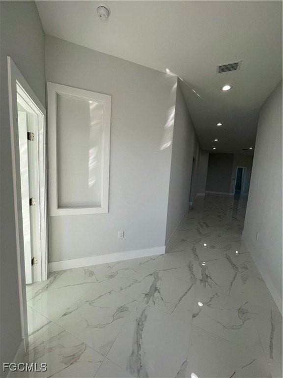 721 Ne 11th Ter - Photo 4 of 31