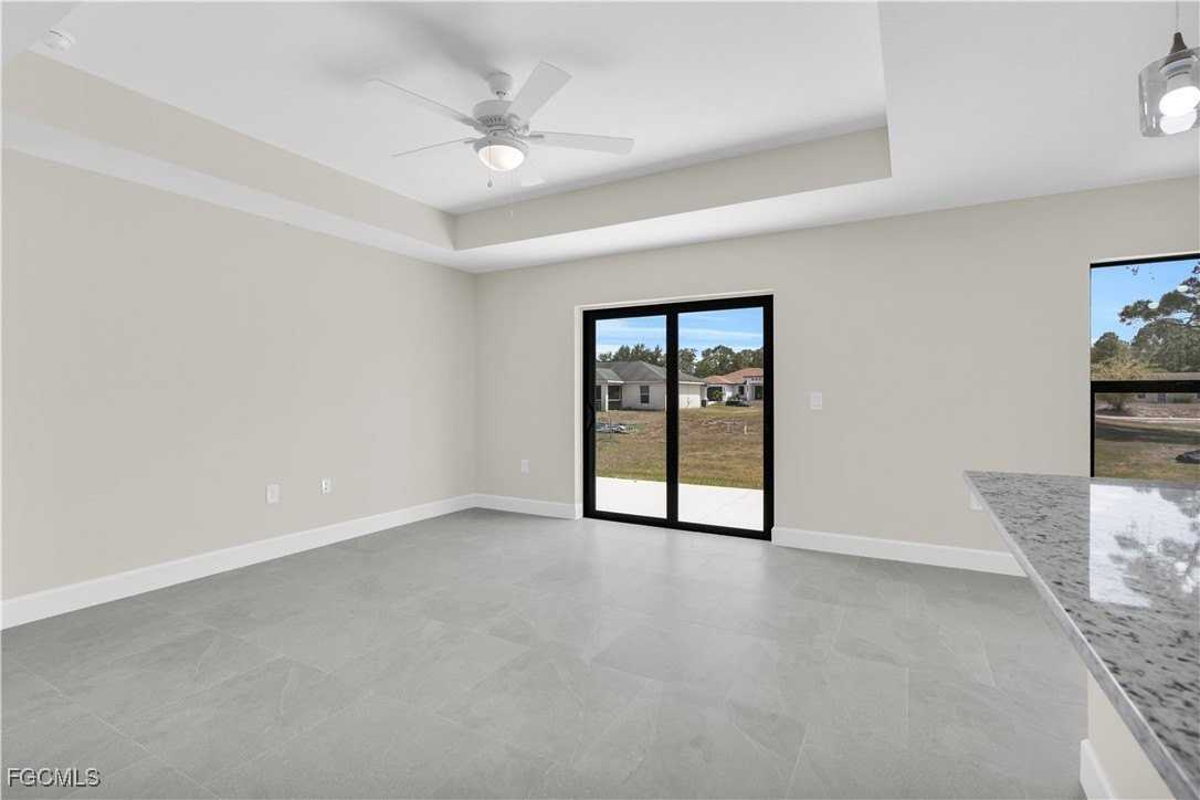 3017 37th St W - Photo 7 of 30