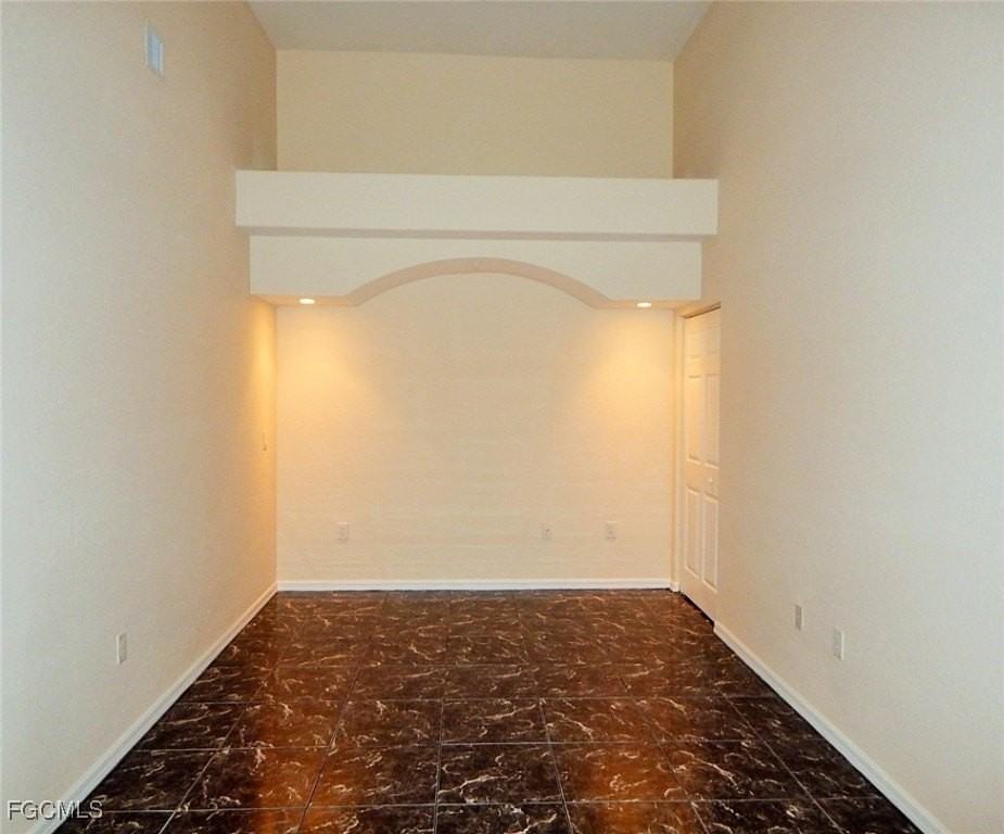 1113 Van Loon Commons Cir Apt 304 #304 - Photo 7 of 17