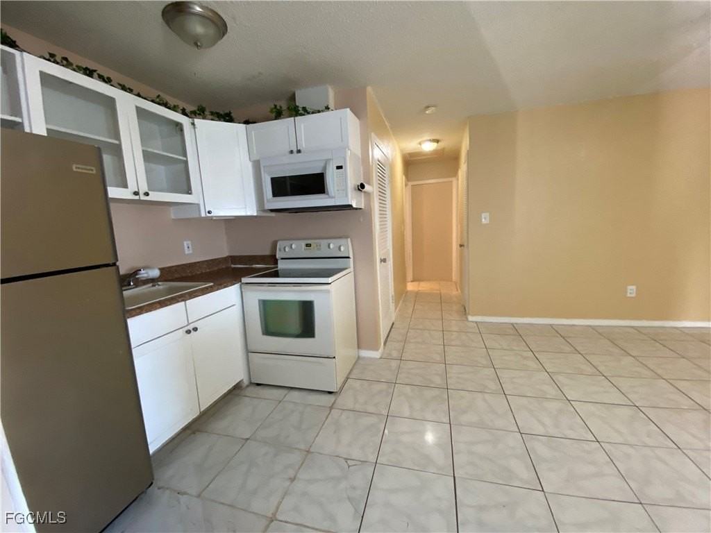 17375 Dowling Dr Unit 17377 #17377 - Photo 7 of 12