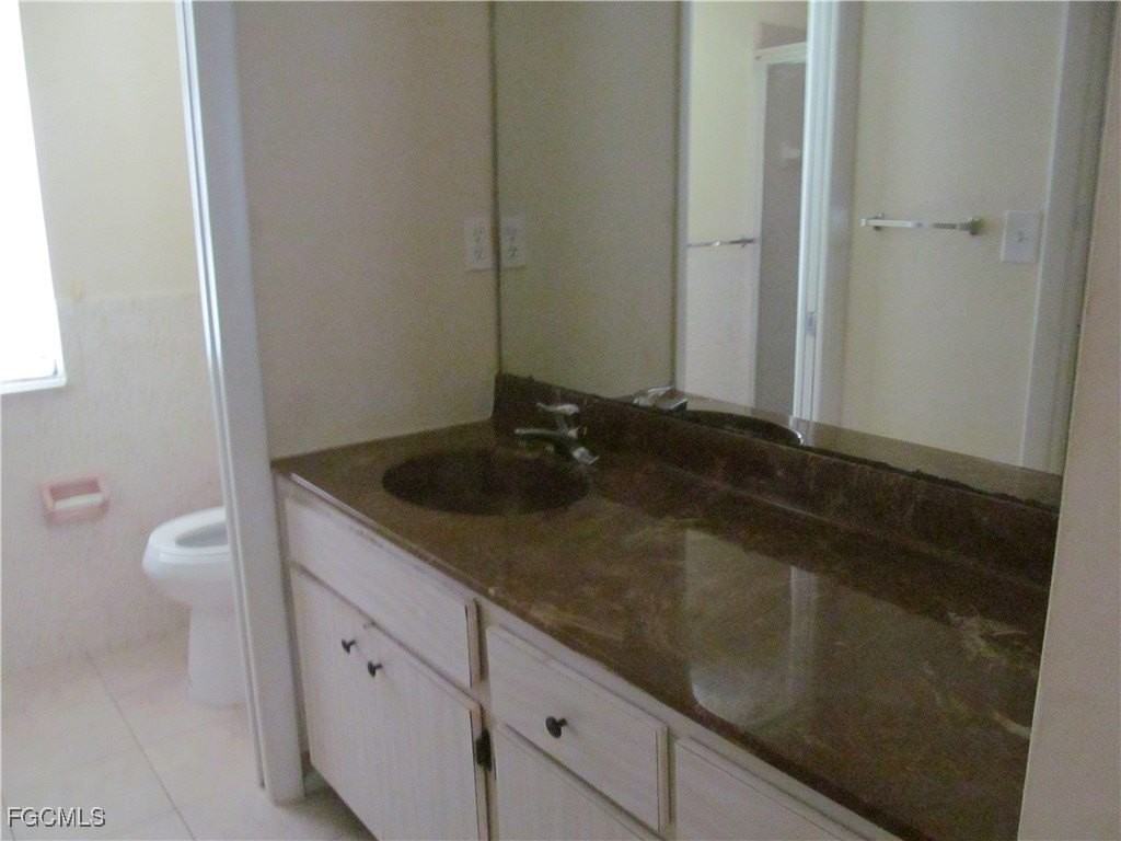 1411 Caywood Cir S - Photo 7 of 17