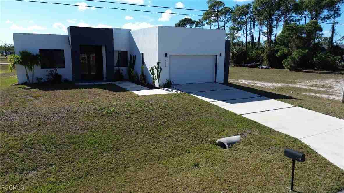 2716 Nw 22nd St - Photo 3 of 37