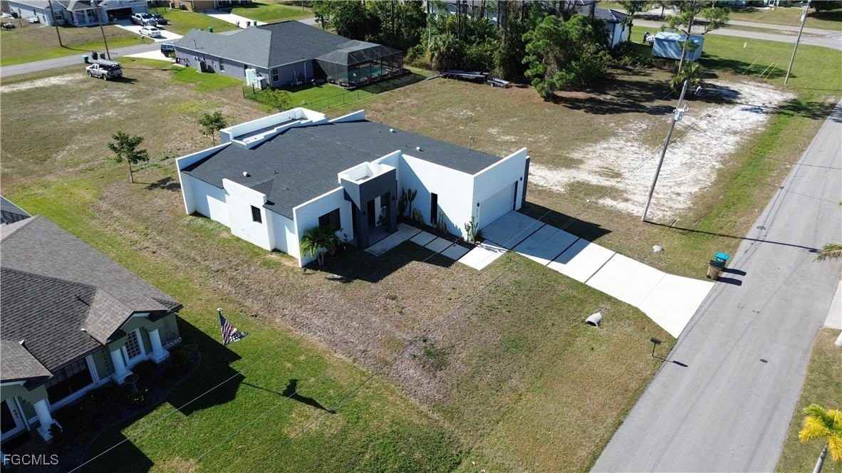 2716 Nw 22nd St - Photo 7 of 37