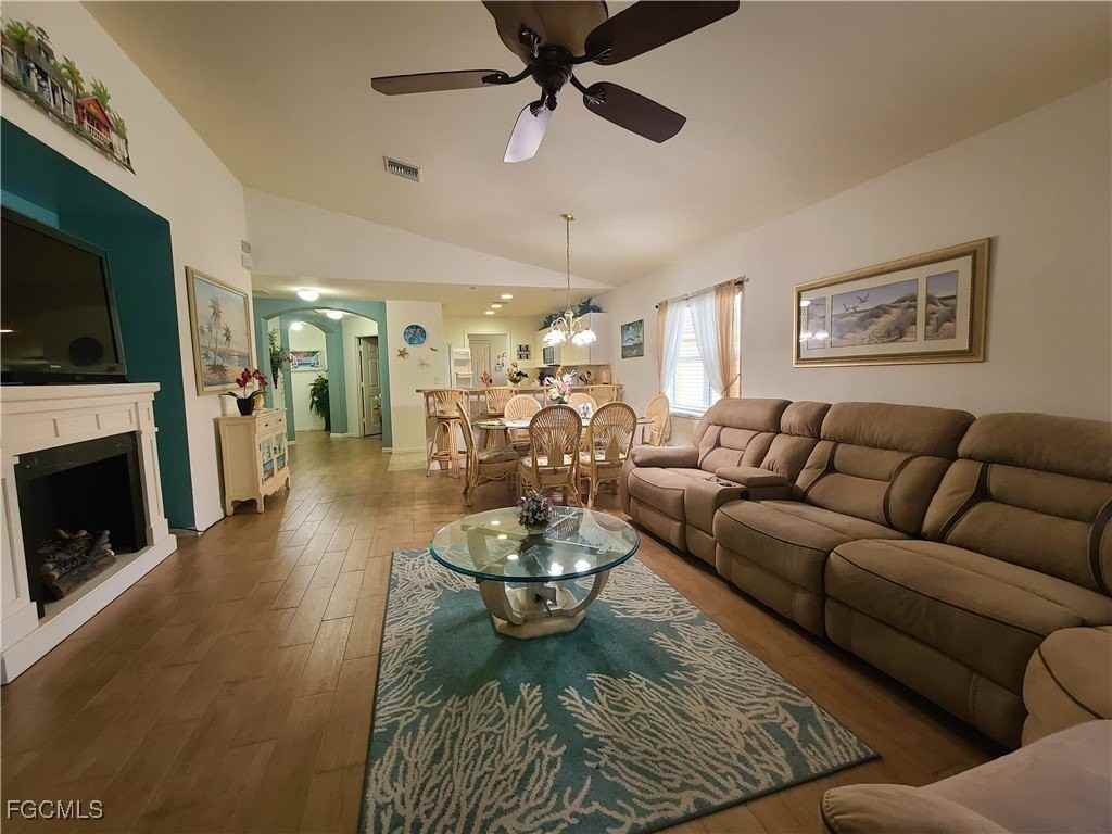 9249 Aegean Cir - Photo 7 of 16