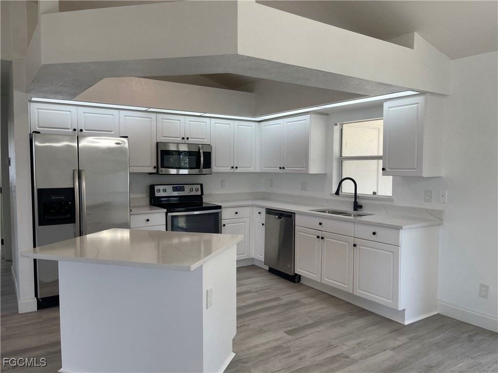 2446 Sw Embers Ter - Photo 6 of 24