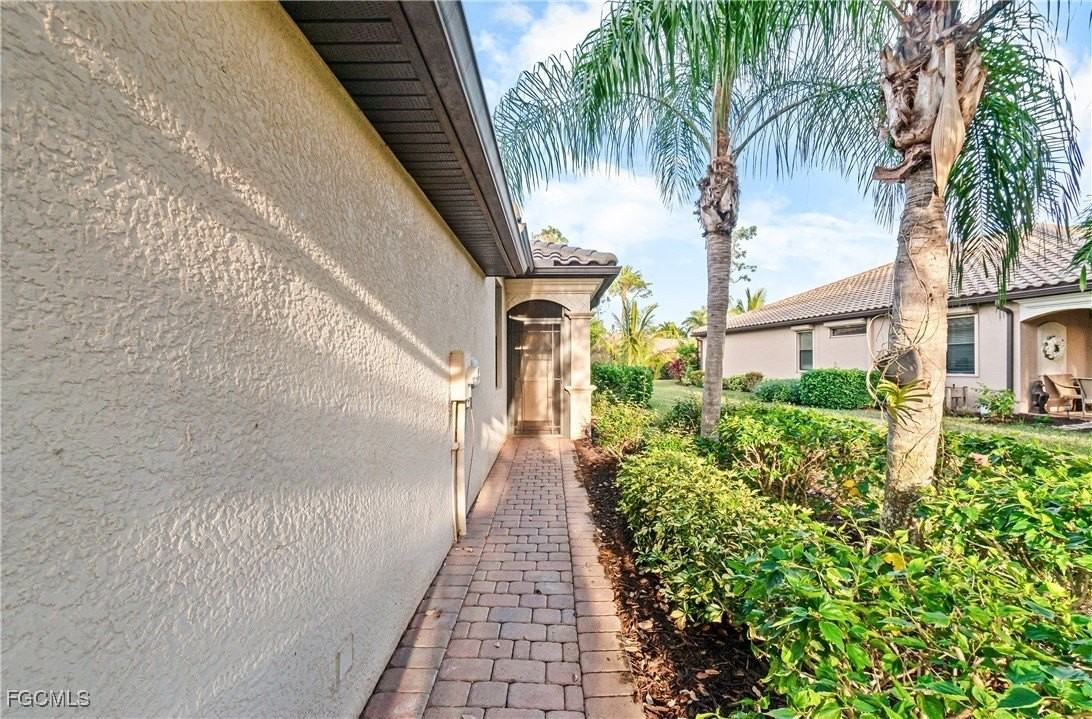 9101 Water Tupelo Rd - Photo 4 of 40