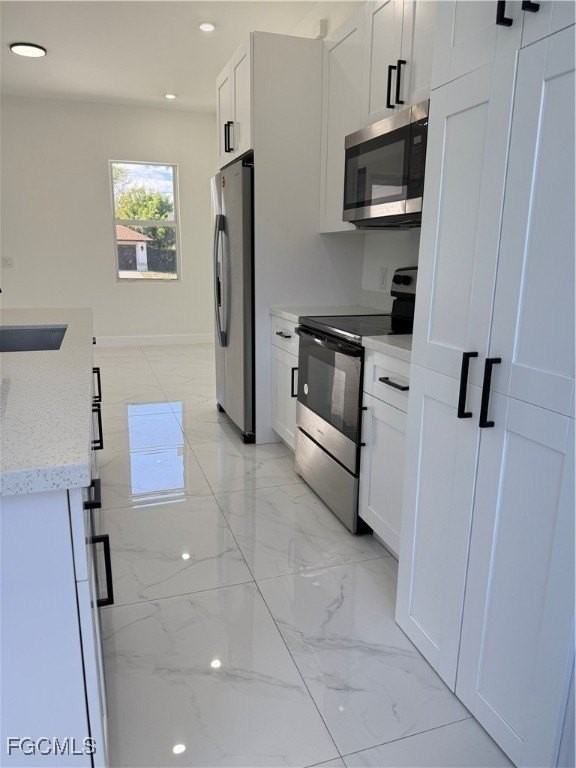 1832 Lindsay St - Photo 4 of 18