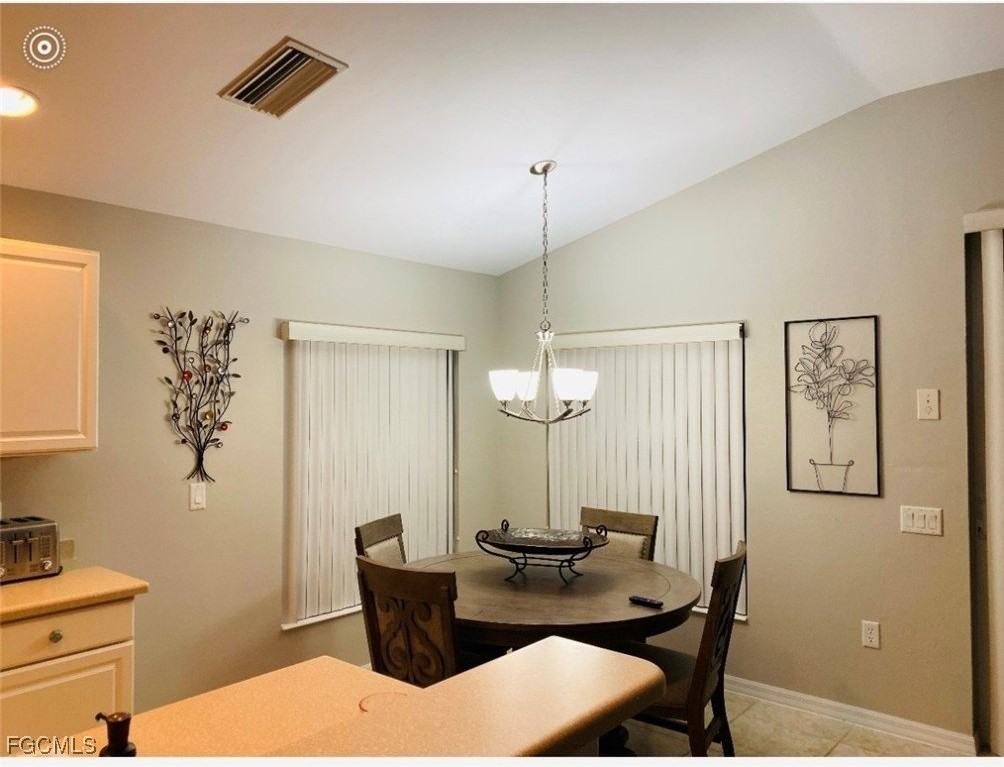 10074 Oakhurst Way - Photo 7 of 32