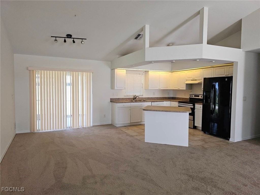 1900 Nw 33rd Ave - Photo 5 of 28