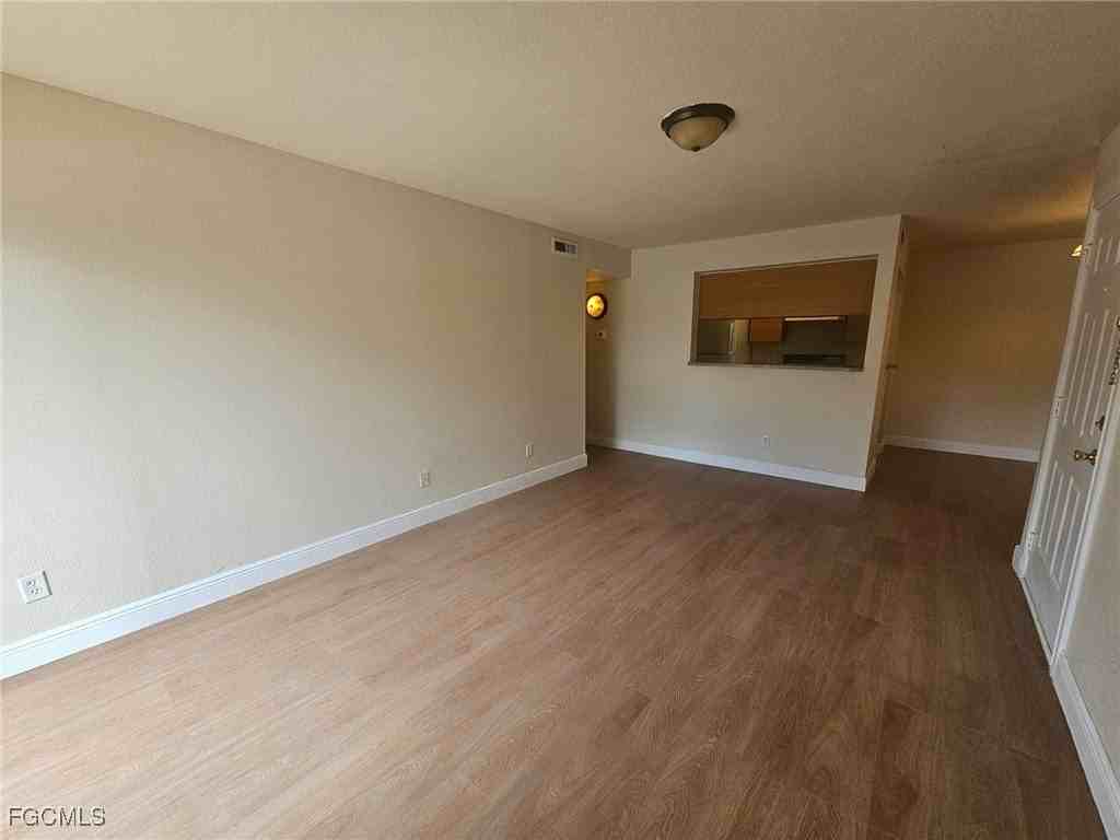 2905 Winkler Ave #713 - Photo 5 of 22