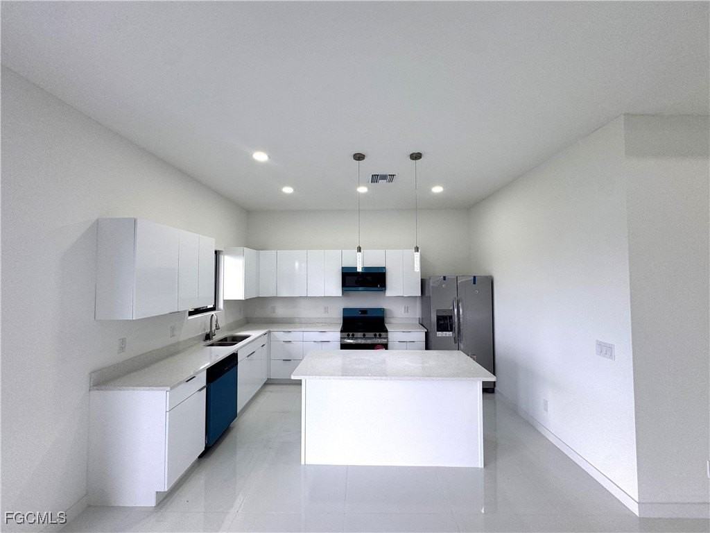 4116 Nw 20th Ter - Photo 6 of 22