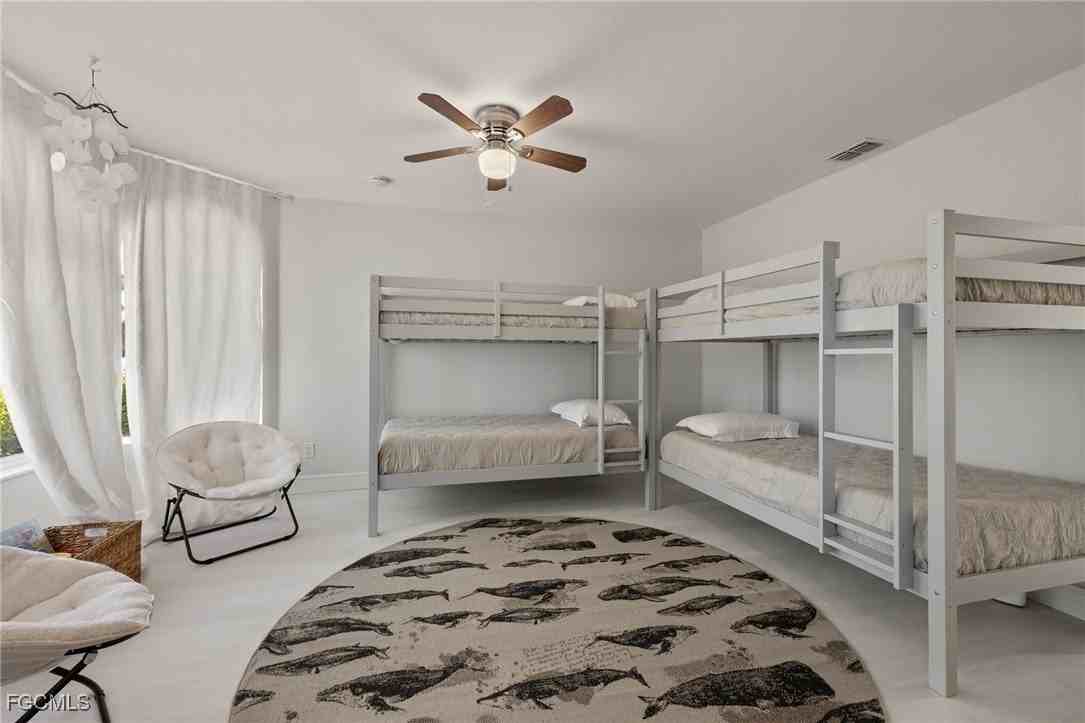 3906 Se 20th Pl - Photo 5 of 19