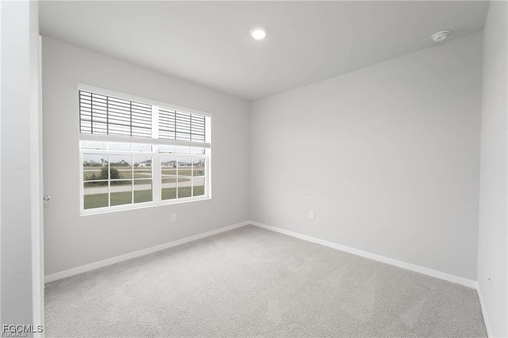 1705 Nw 31st Pl - Photo 5 of 37