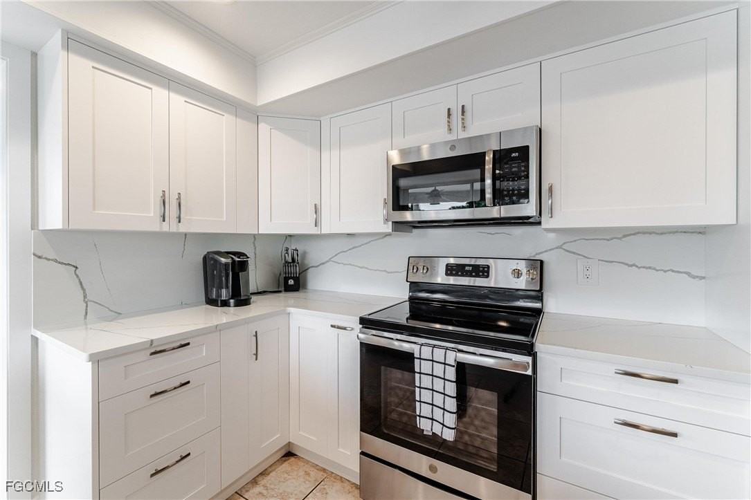 414 Avalon Dr - Photo 7 of 38