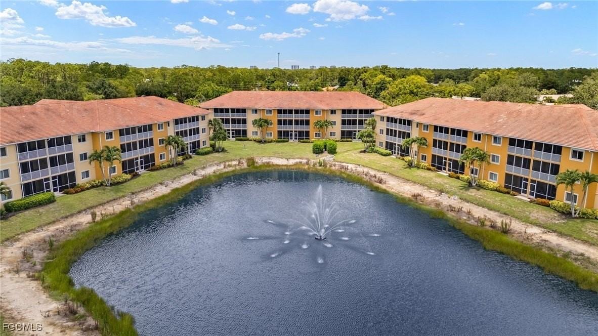 10030 Maddox Ln Apt 206 #206 - Photo 5 of 14