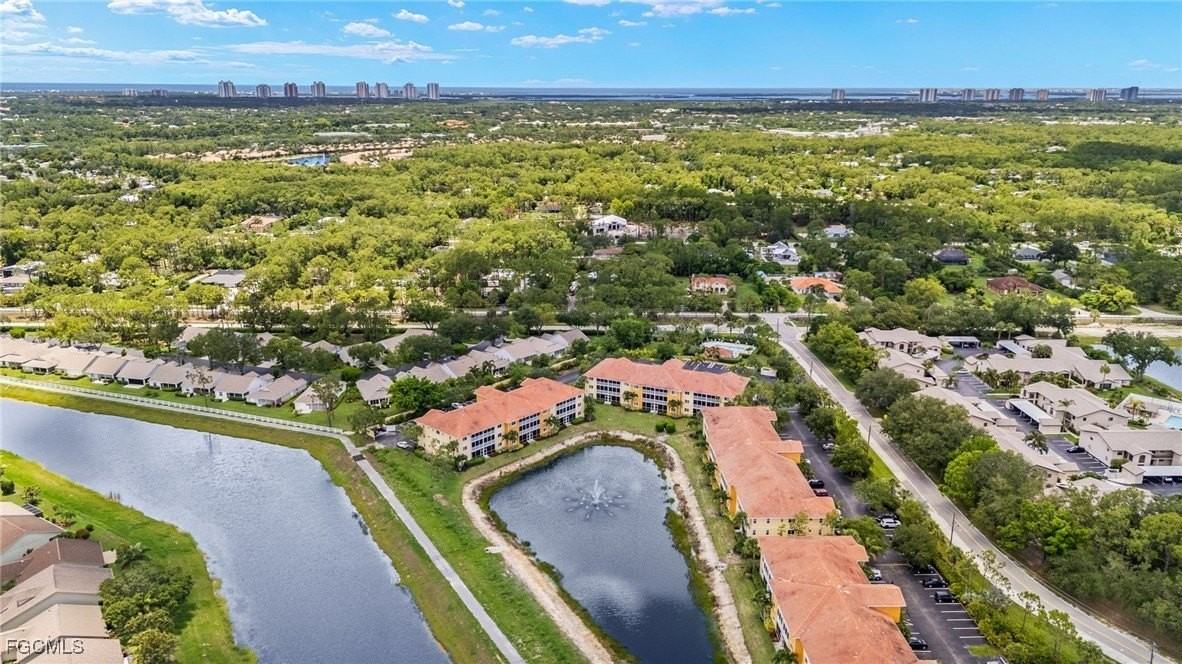 10030 Maddox Ln Apt 206 #206 - Photo 7 of 14