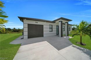 713 Roma Ave S - Photo 1 of 1