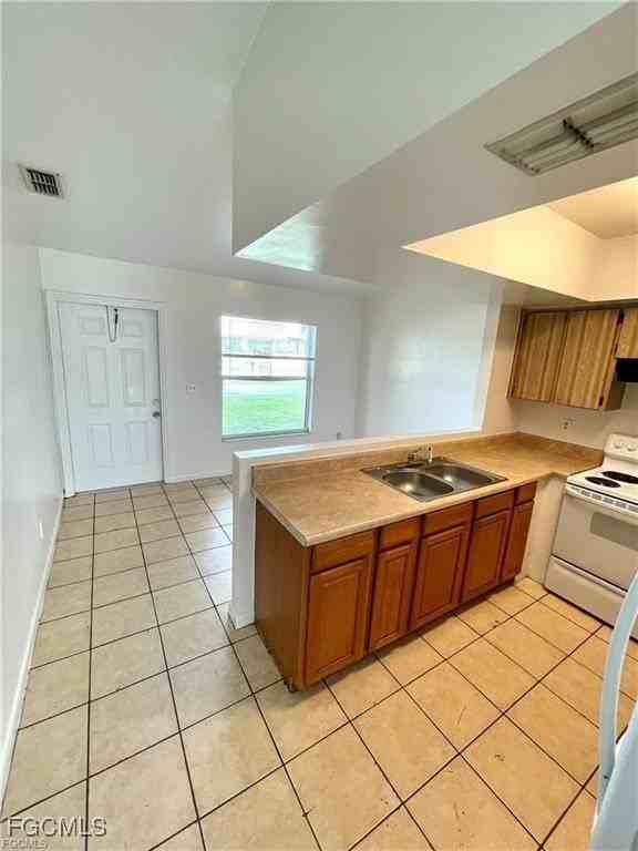 1315 Andalusia Blvd - Photo 4 of 12