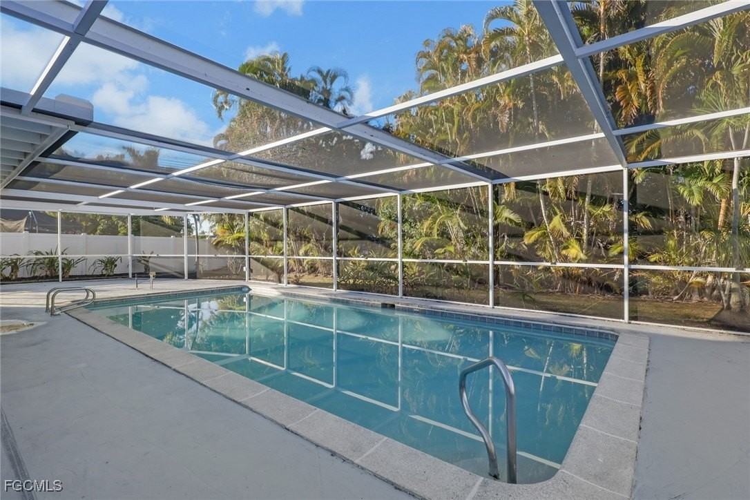 1653 S Fountainhead Rd - Photo 6 of 25